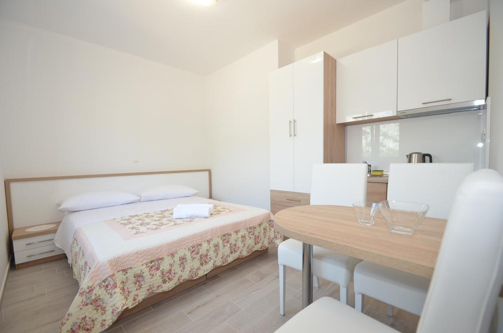 Apartment Anica Kuk Stari Grad Szoba fotó
