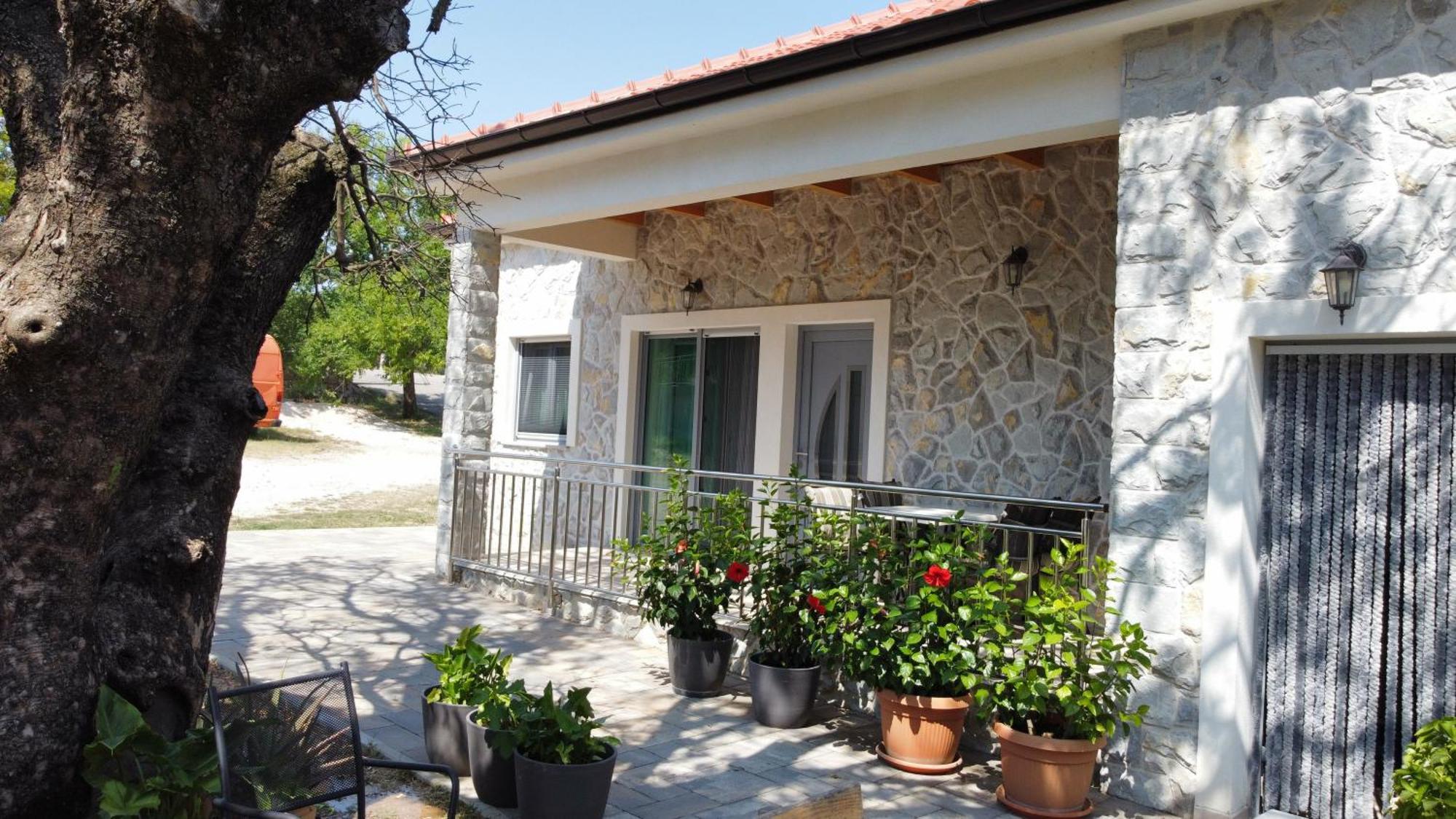 Apartment Anica Kuk Stari Grad Kültér fotó